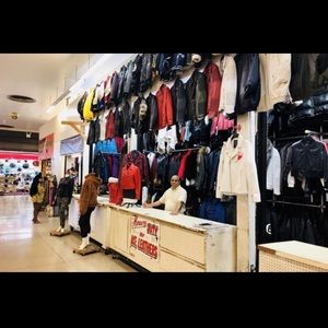 Meet your Posher, Ace